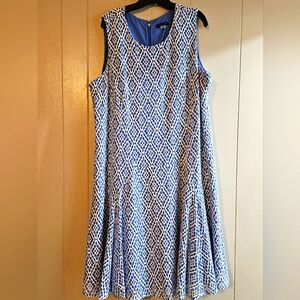 Tommy Hilfiger Blue and White Geometric Lace Midi Dress - Size 18W